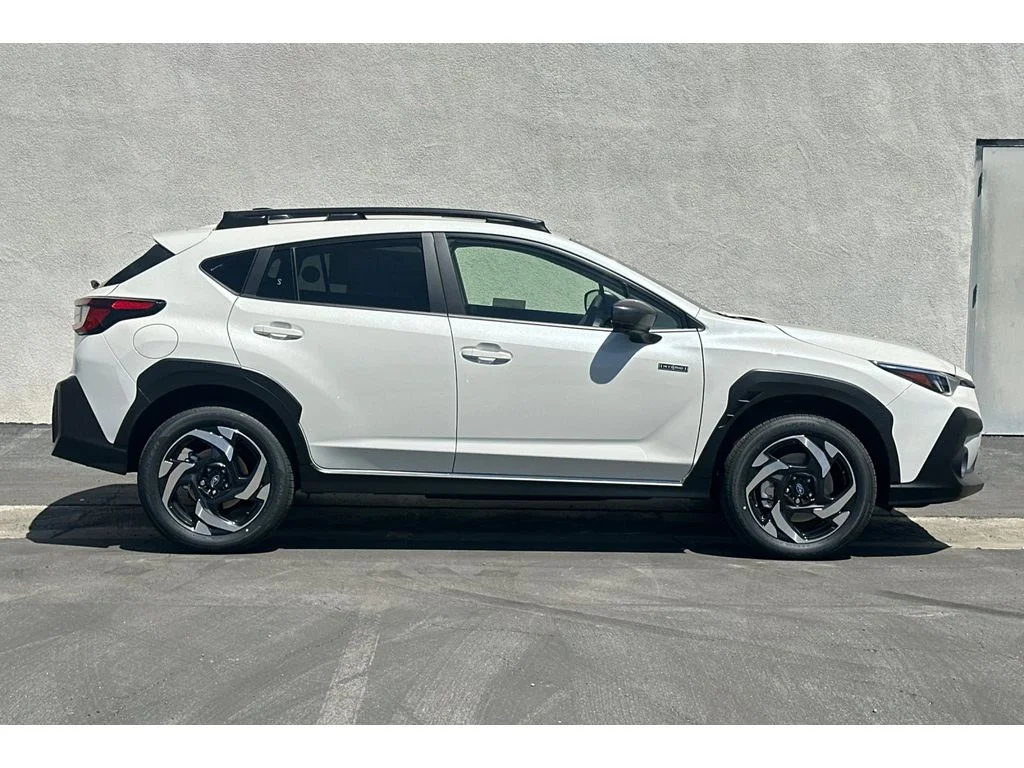 New 2026 CRYSTAL WHITE PEARL Subaru Limited Hybrid image 2