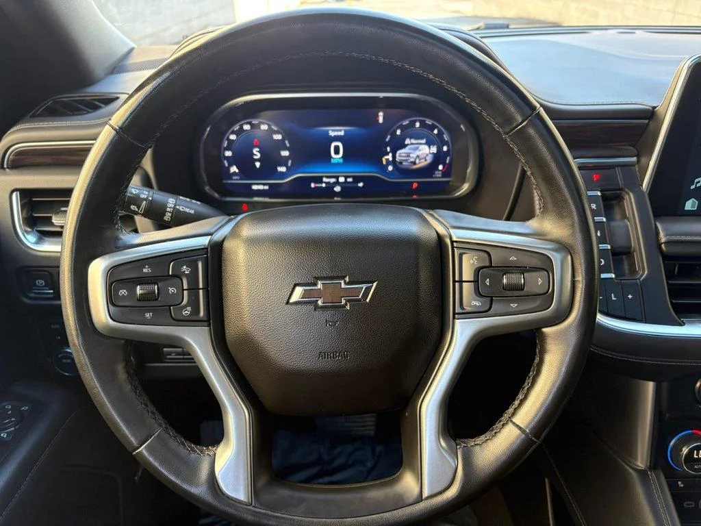 Used 2023 Dark Ash Metallic Chevrolet Z71 image 16