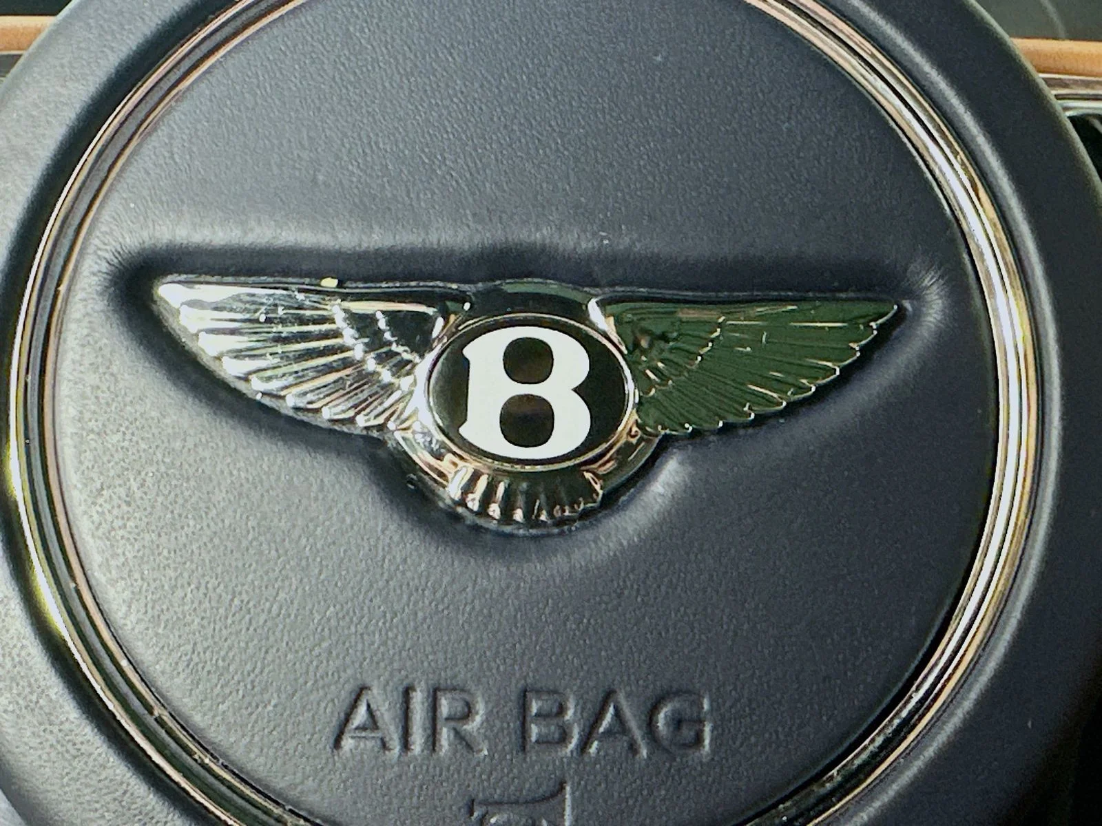 Used 2023 Silver Bentley  image 61