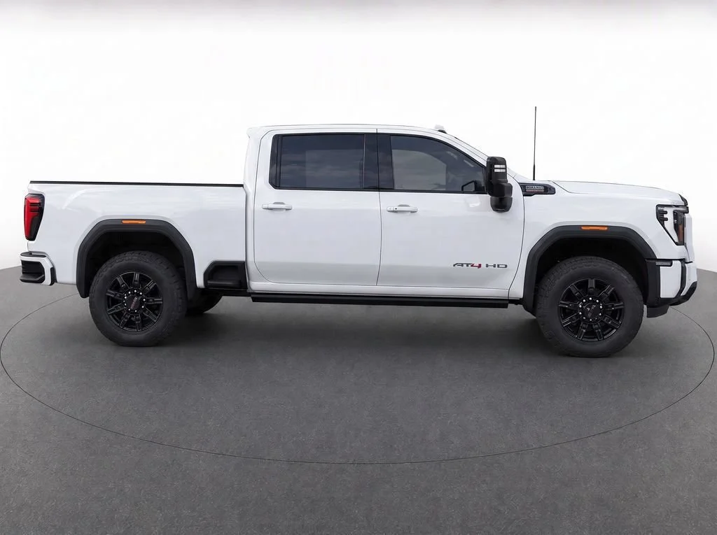 Used 2025 Summit White GMC AT4 image 8