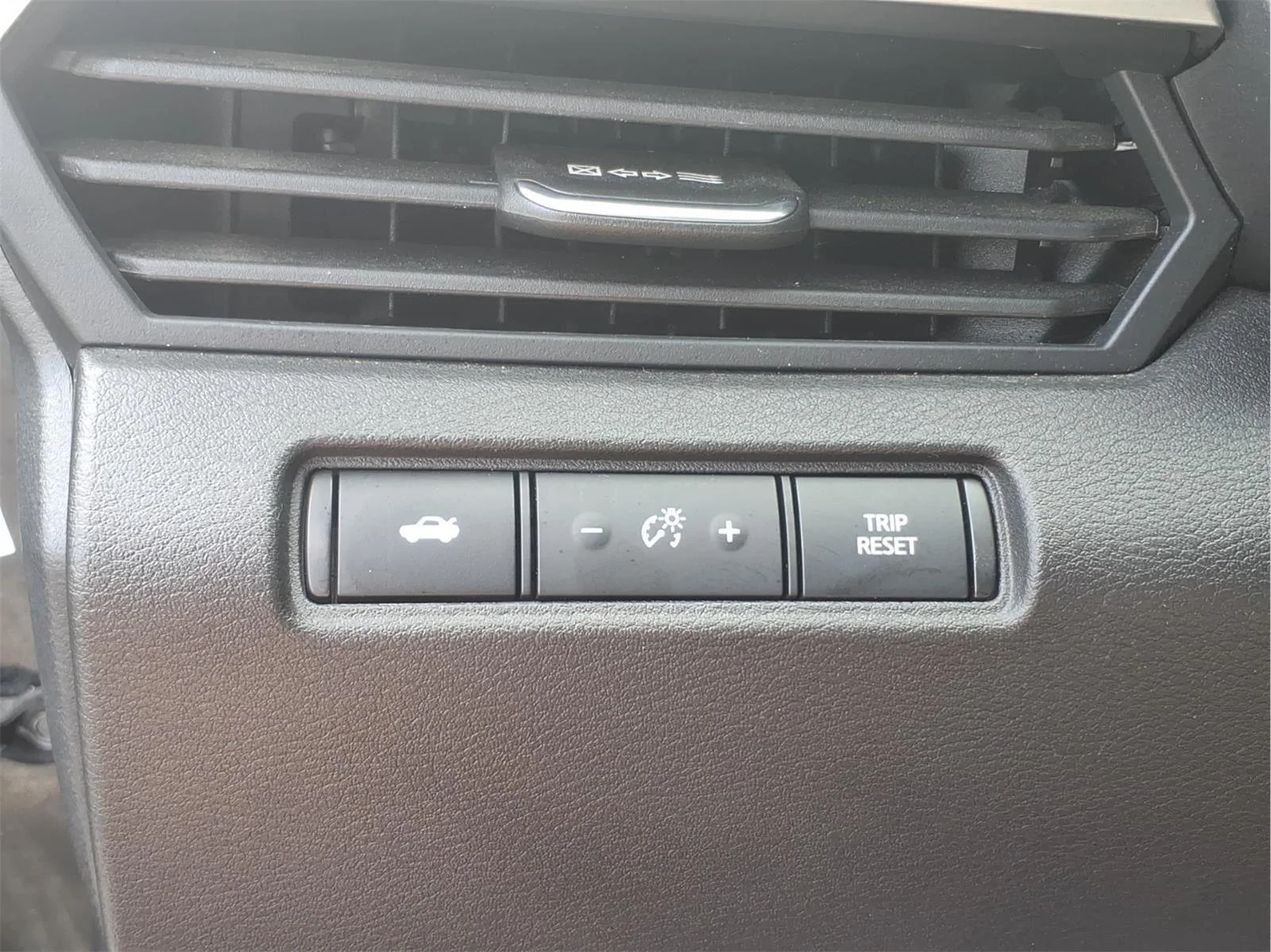 Used 2025 Super Black Nissan SV image 17