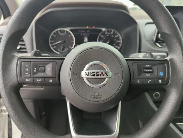 Used 2021 White Nissan SV image 45