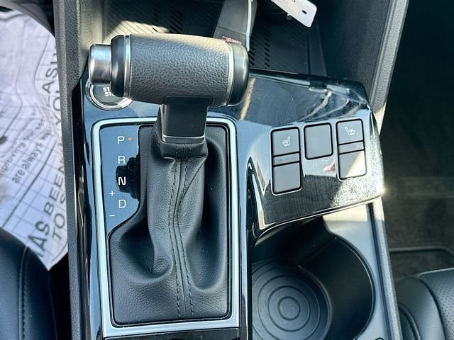 Certified Used 2024 Gray Kia EX image 17
