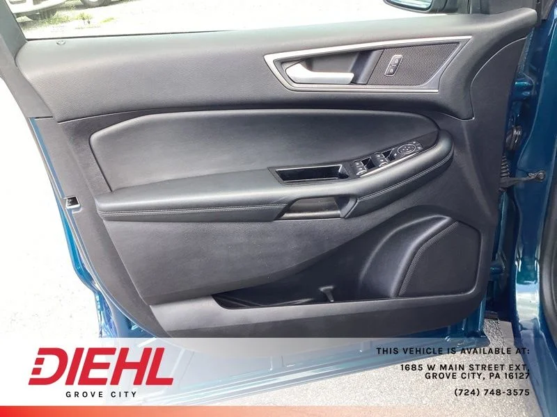 Used 2020 Green Ford SEL image 22