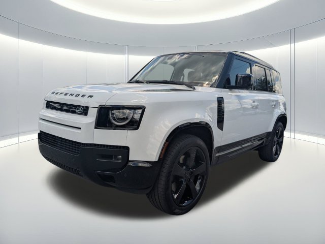 New 2026 Fuji White Land Rover X-Dynamic SE image 8