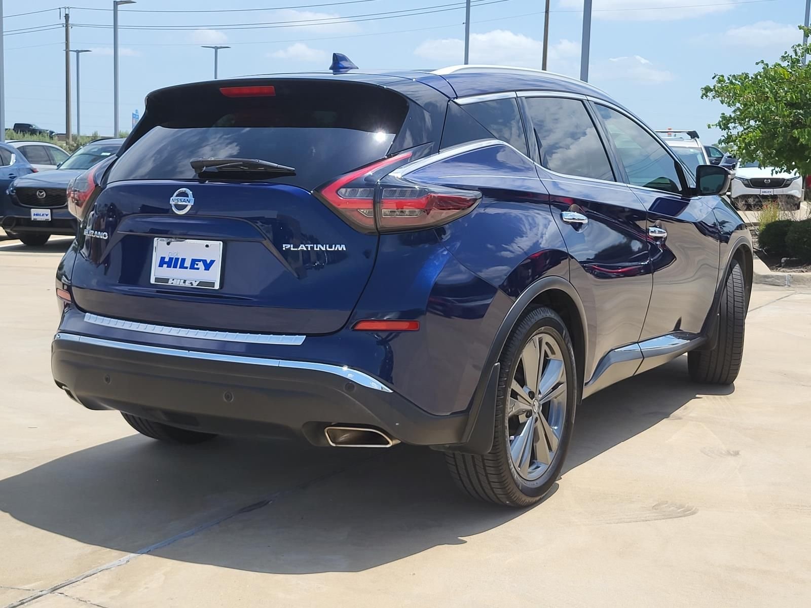 Used 2020 Deep Blue Pearl Nissan Platinum image 4