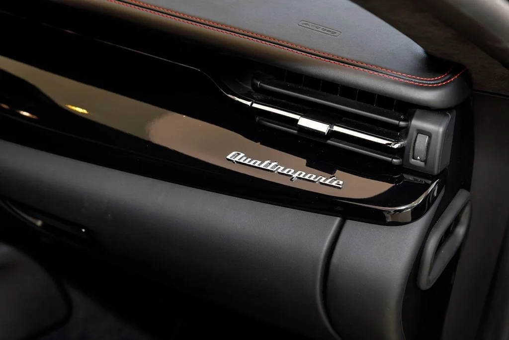 Used 2022 Bianco Maserati Modena image 15