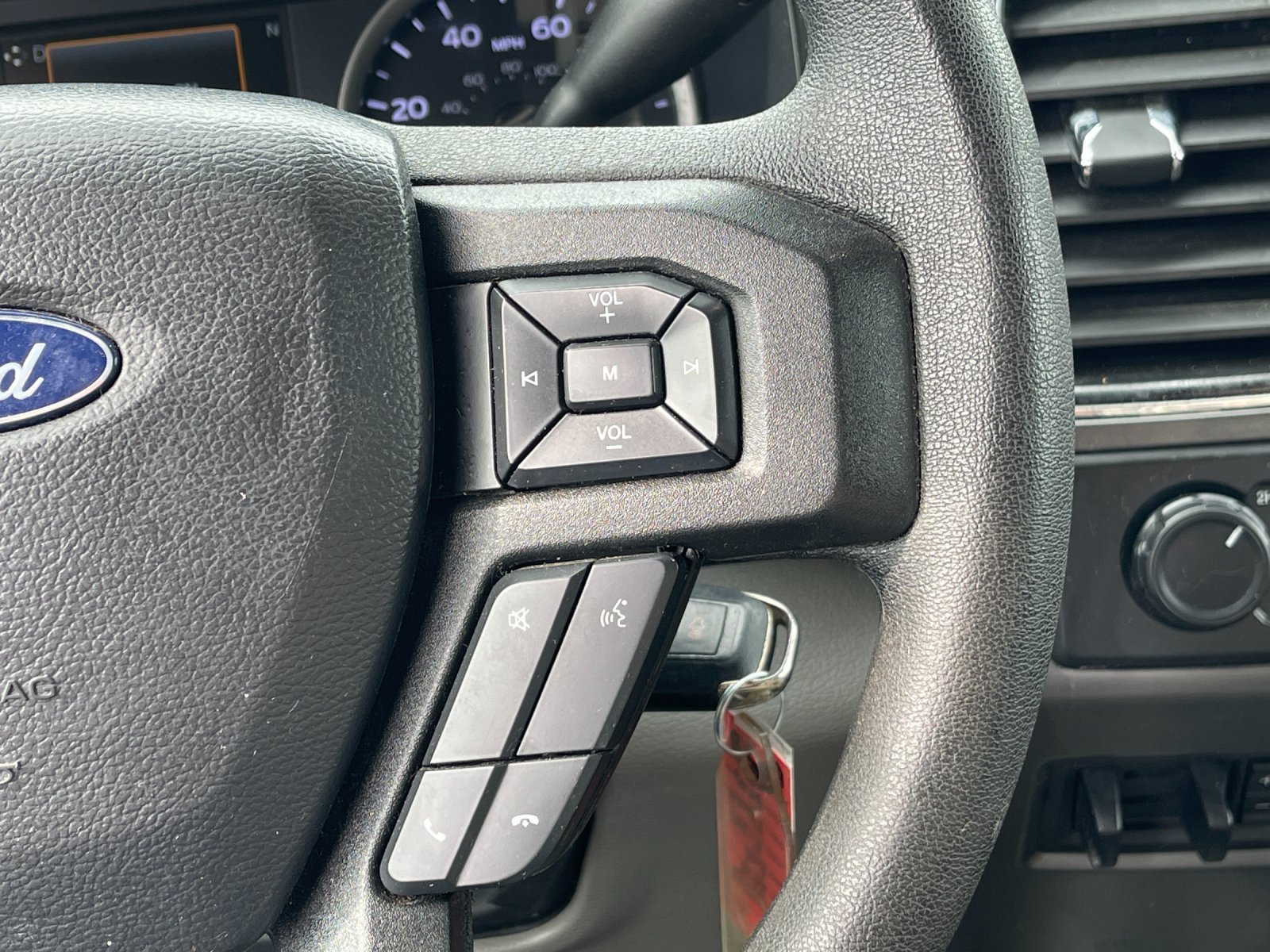 Used 2018 Magnetic Ford XLT image 25