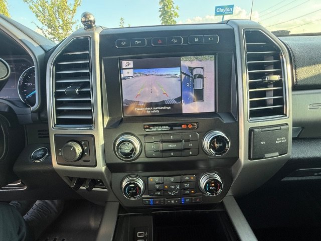 Used 2019 White Ford Platinum image 18