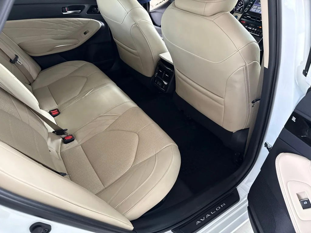 Used 2020 Pearl Toyota Limited image 28