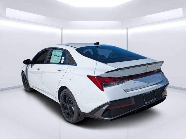 New 2026 White Hyundai SEL Sport Premium image 5