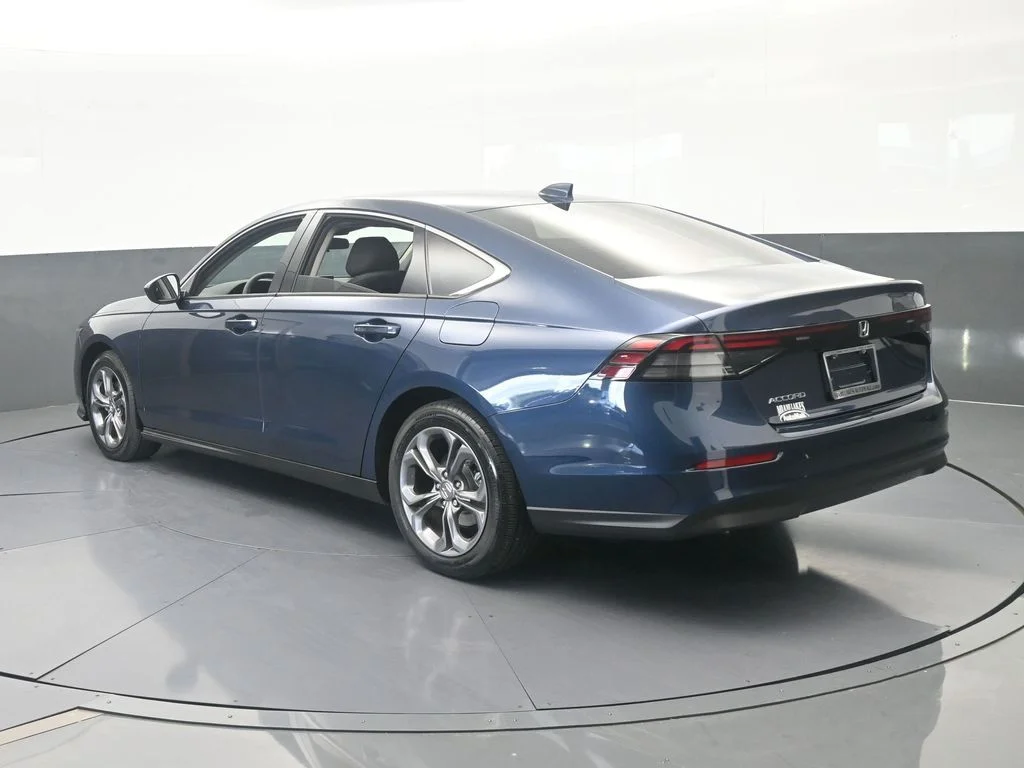 Used 2023 Blue Honda EX image 4