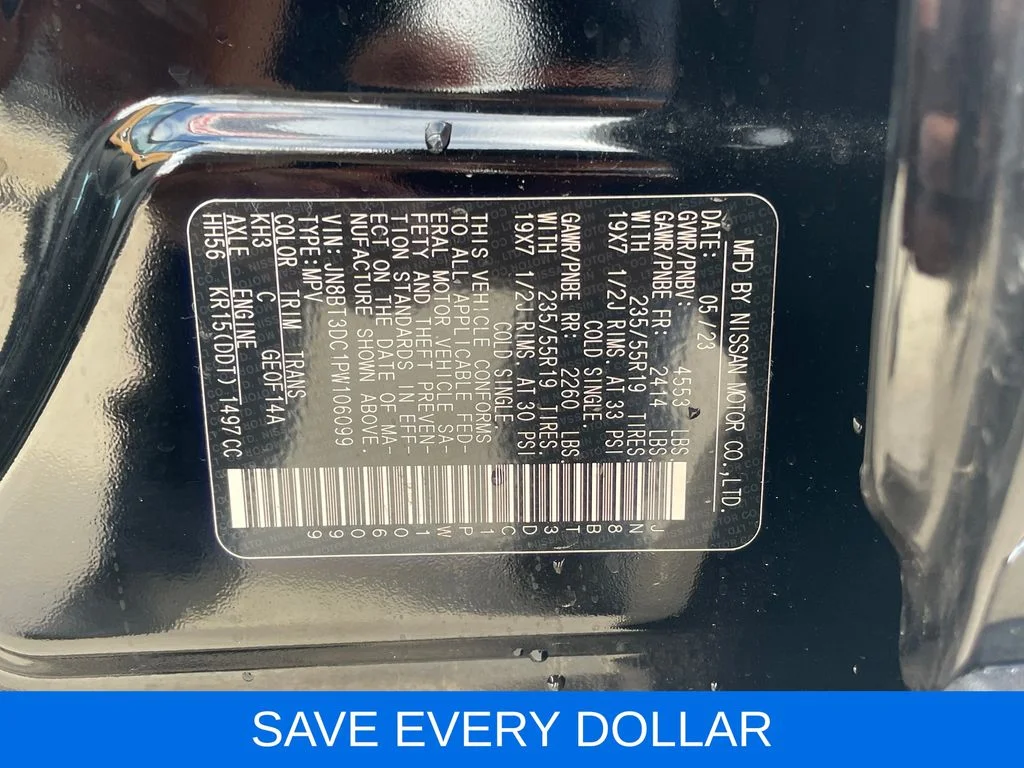 Used 2023 Black Nissan Platinum image 30