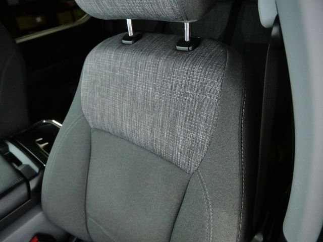 Used 2023 Silver Ford XLT image 19