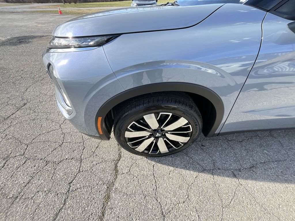 2026 Mitsubishi Outlander SE - Photo 10