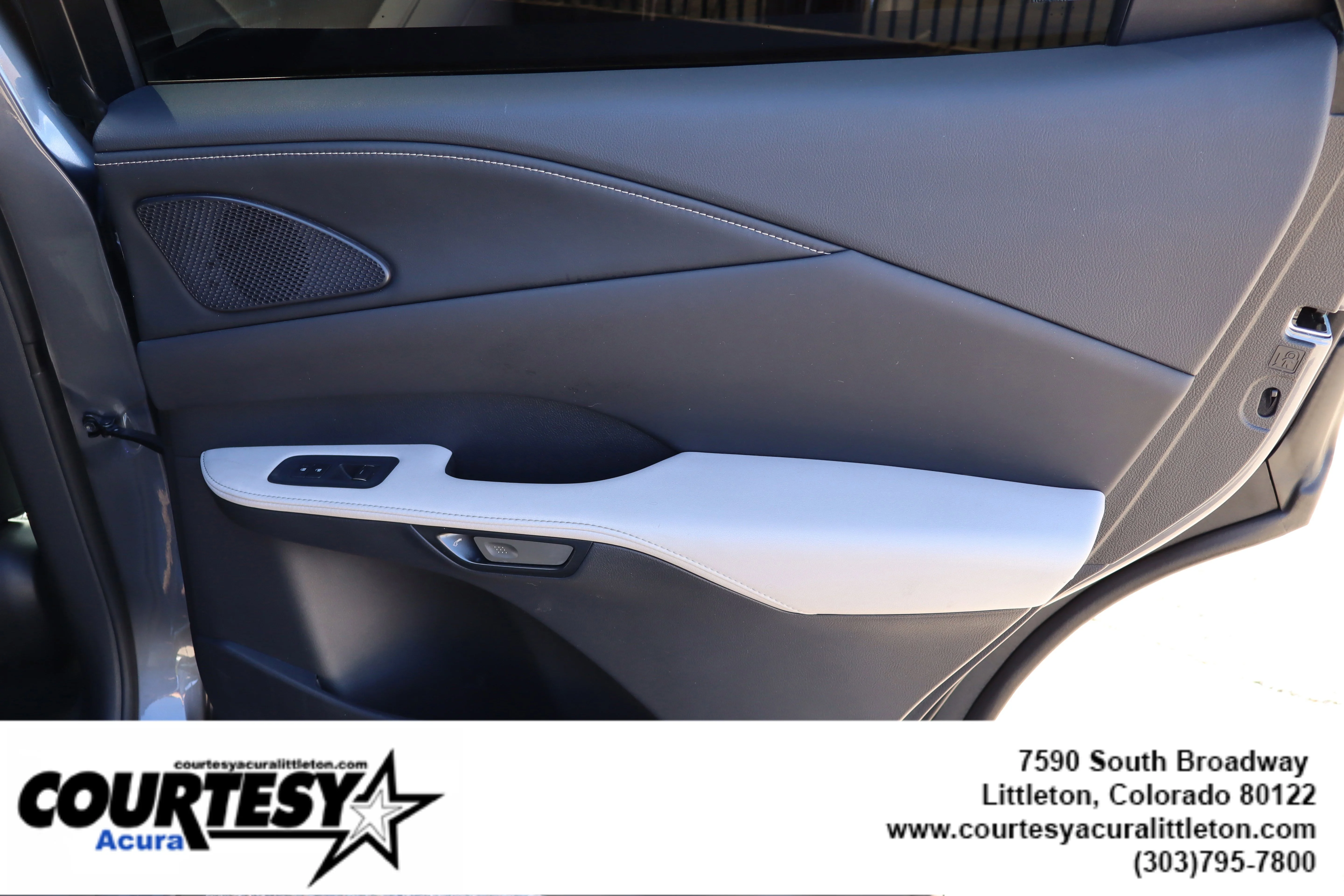Used 2023 Gray Lexus RX 350 Premium image 32