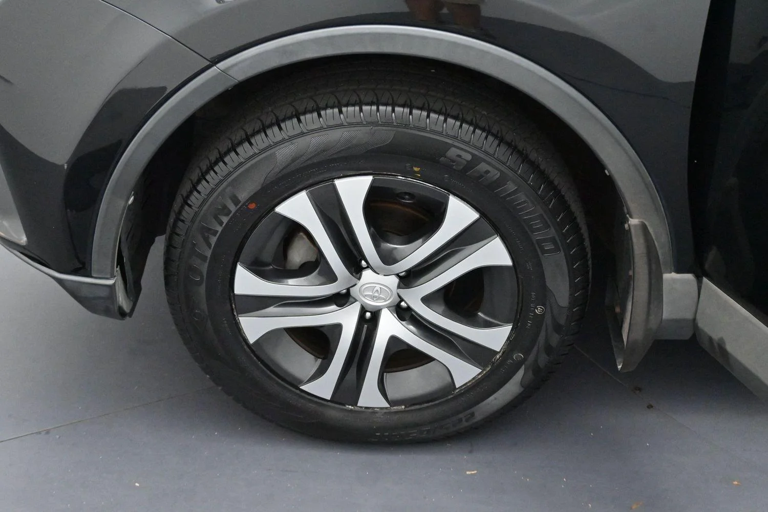 Used 2018 Black Toyota LE image 28