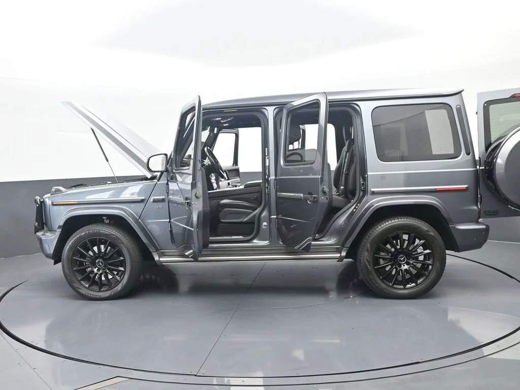 Used 2021 Gray Mercedes-Benz G 550 image 77