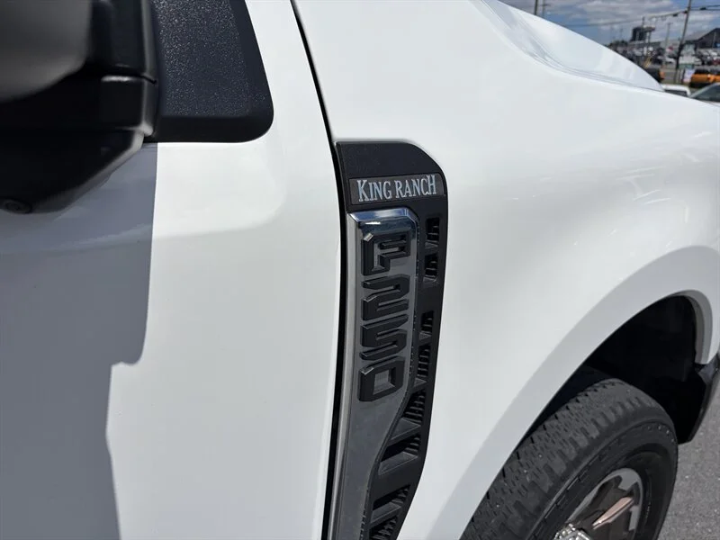 Used 2024 White Ford Super Duty King Ranch image 5