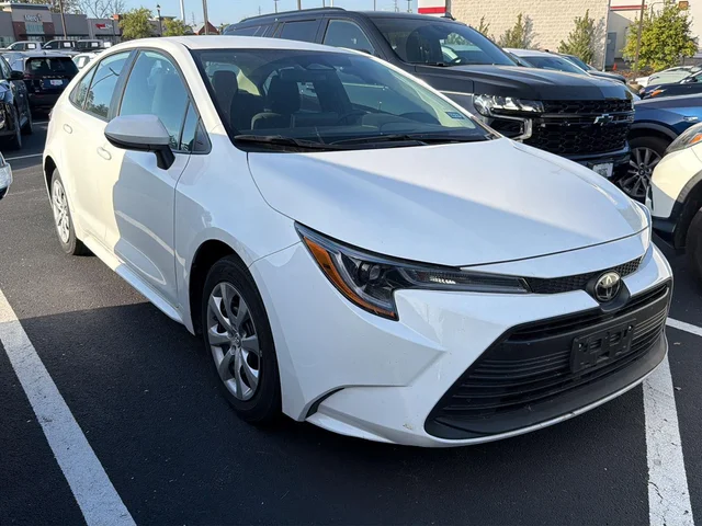2025 Toyota Corolla LE