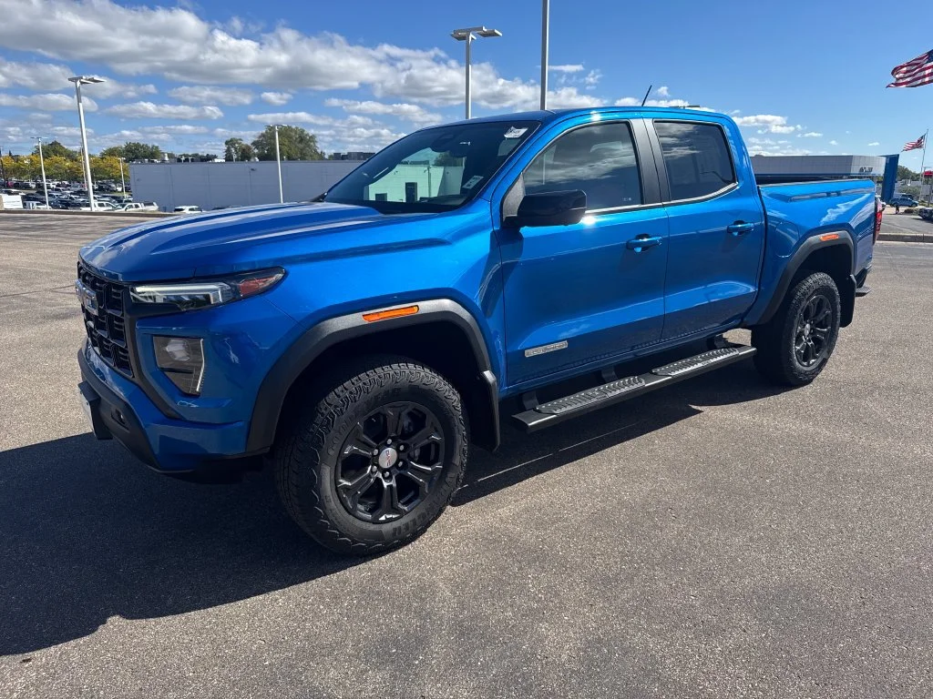Used 2024 GMC Canyon Elevation with VIN 1GTP5BEK4R1128769 for sale in Inver Grove Heights, Minnesota