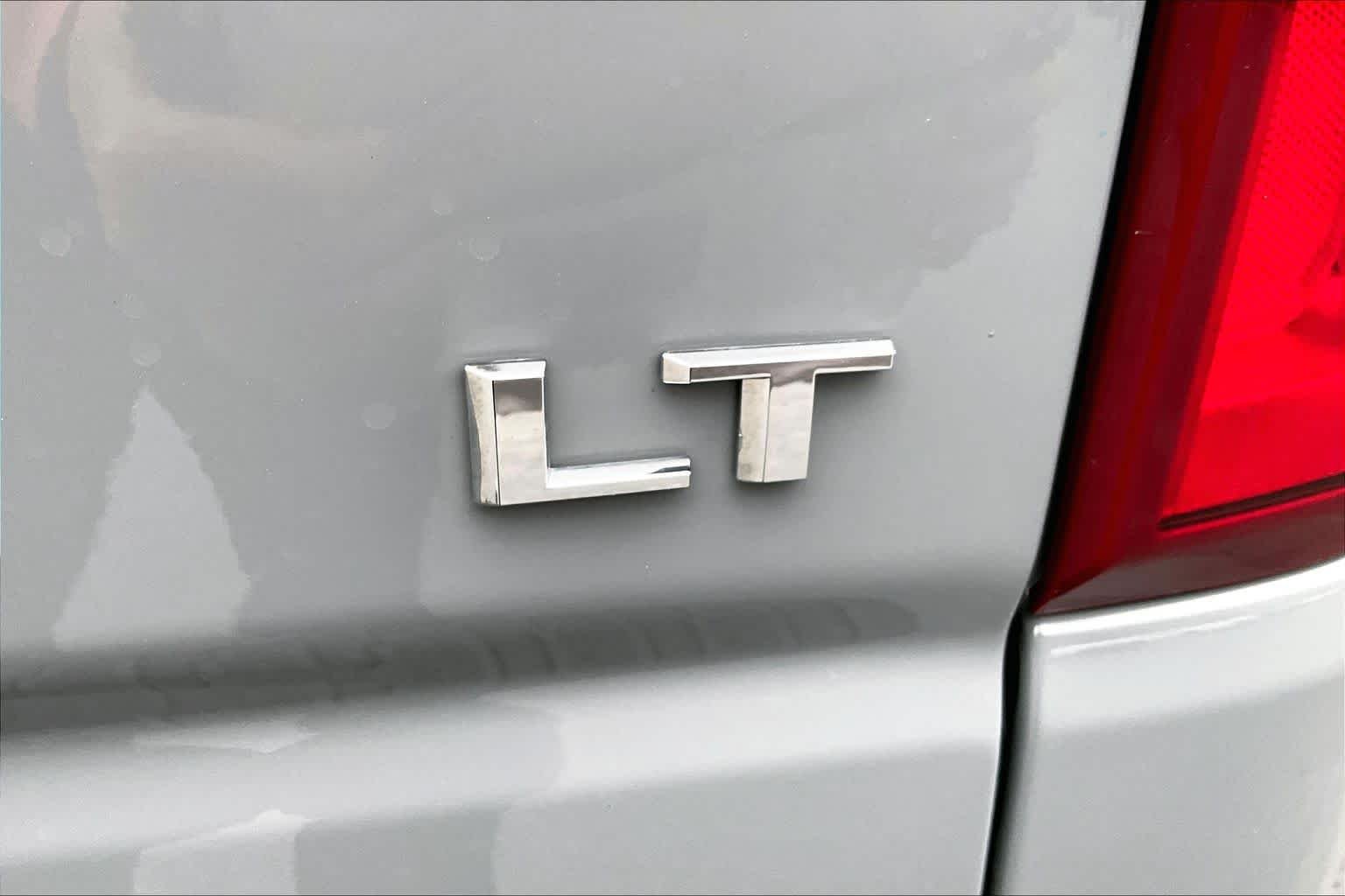 Used 2024 Slate Gray Metallic Chevrolet LT Trail Boss image 10