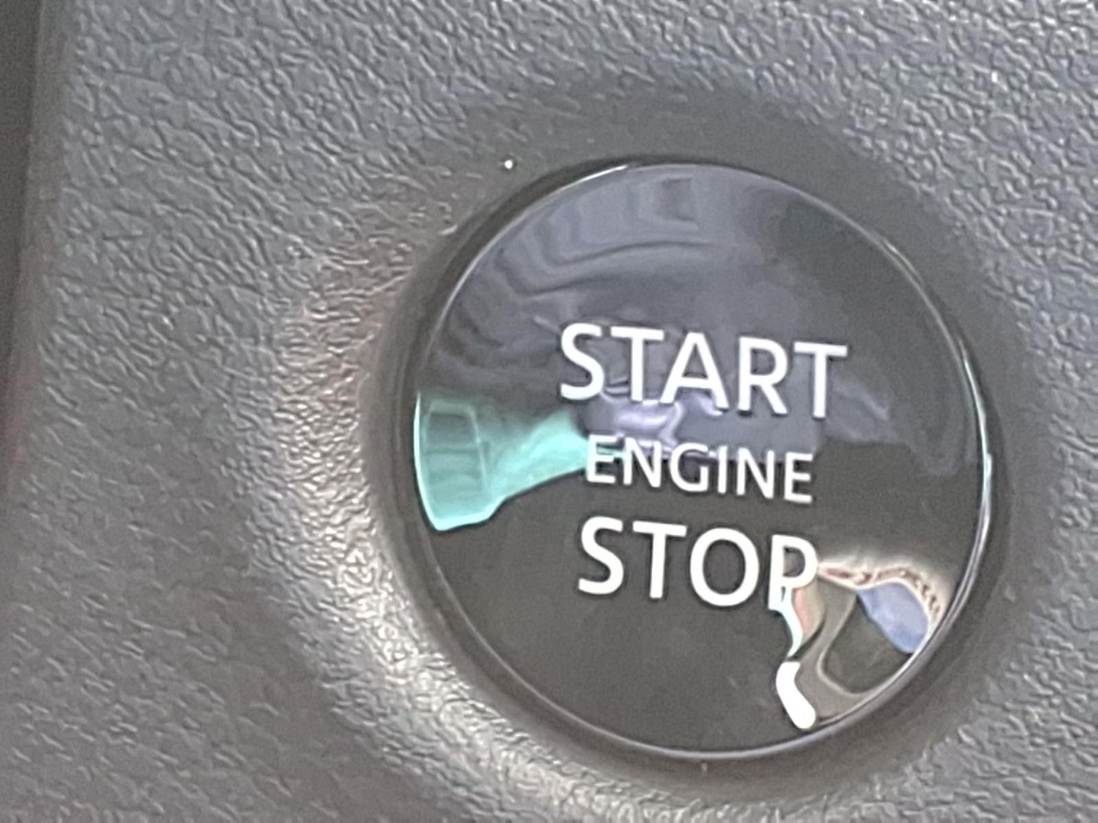 2026 Nissan Frontier Crew Cab PRO-4X® Gray at Robbins Nissan