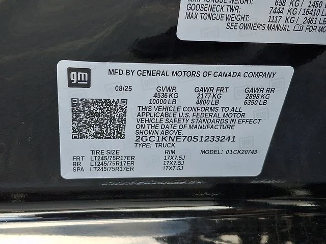 Used 2025 Black Chevrolet LT image 29