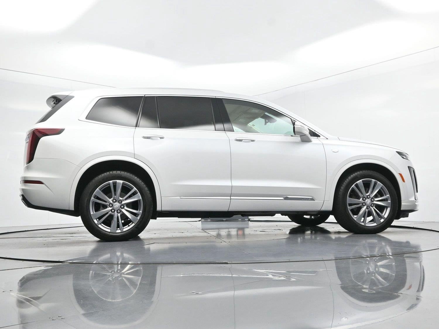 Used 2024 Crystal White Tricoat Cadillac Premium Luxury image 57
