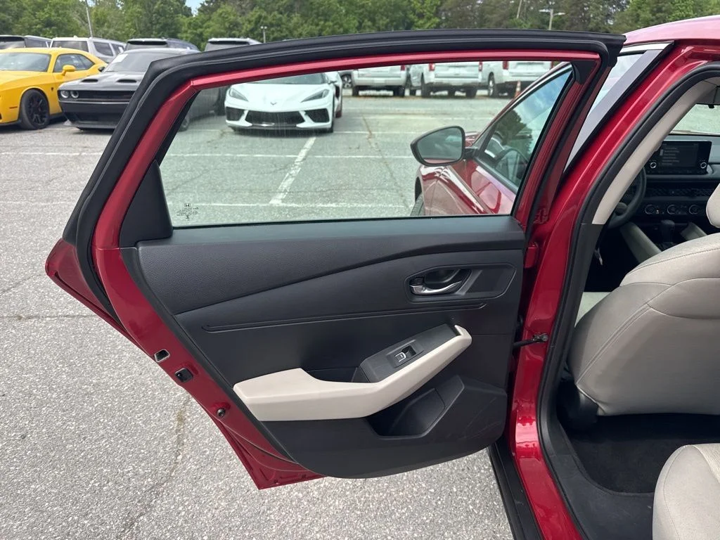Used 2025 Red Honda LX image 27