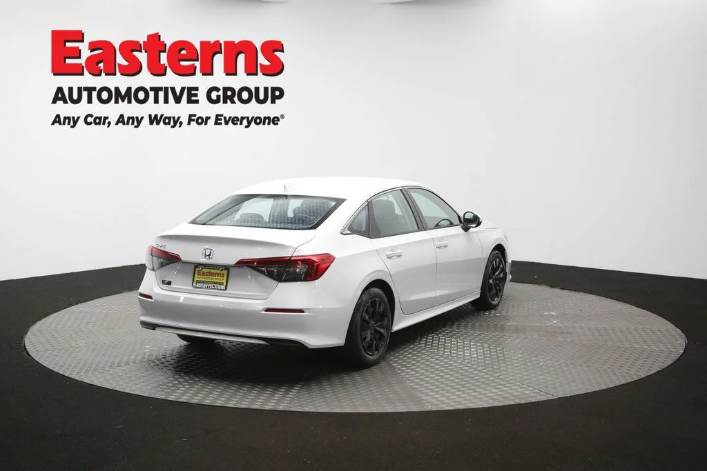 Used 2024 White Honda LX image 38