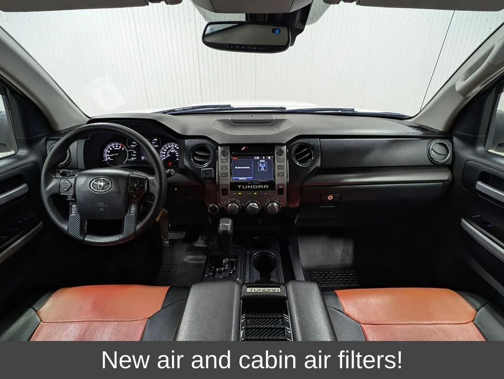 Certified Used 2018 Super White Toyota SR5 image 3