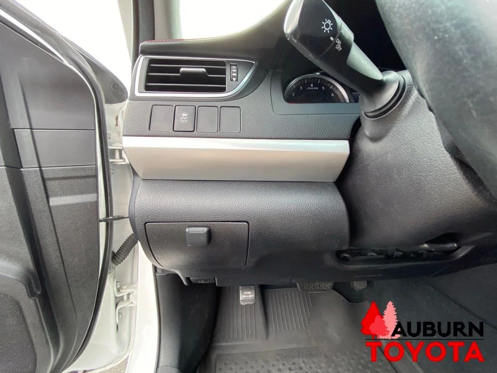 Used 2017 Ice Cap Toyota SE image 32