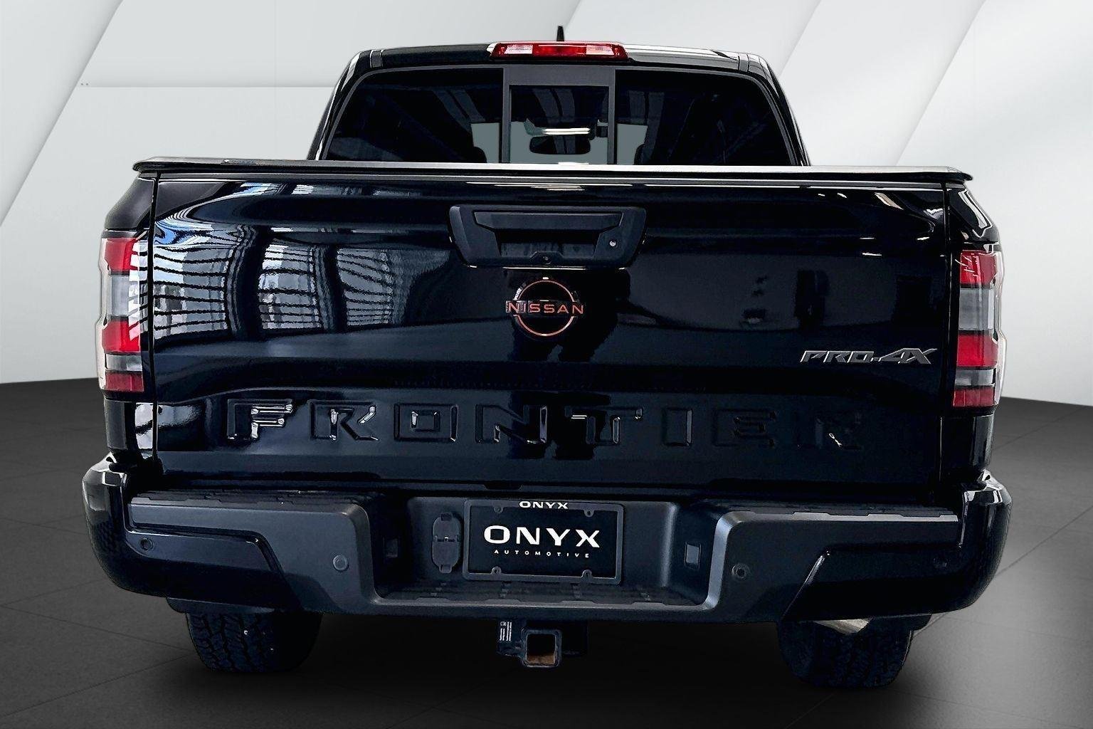 Used 2022 Super Black Nissan PRO-4X image 7