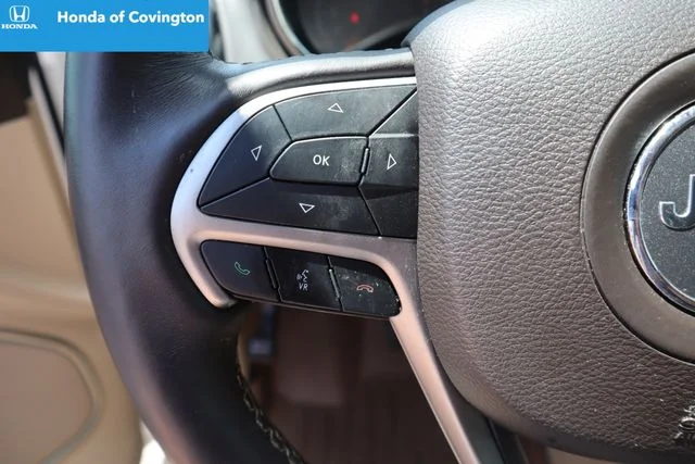 Used 2021 Ivory Jeep Overland image 11