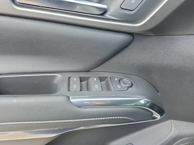 Used 2024 Summit White Chevrolet LT image 20
