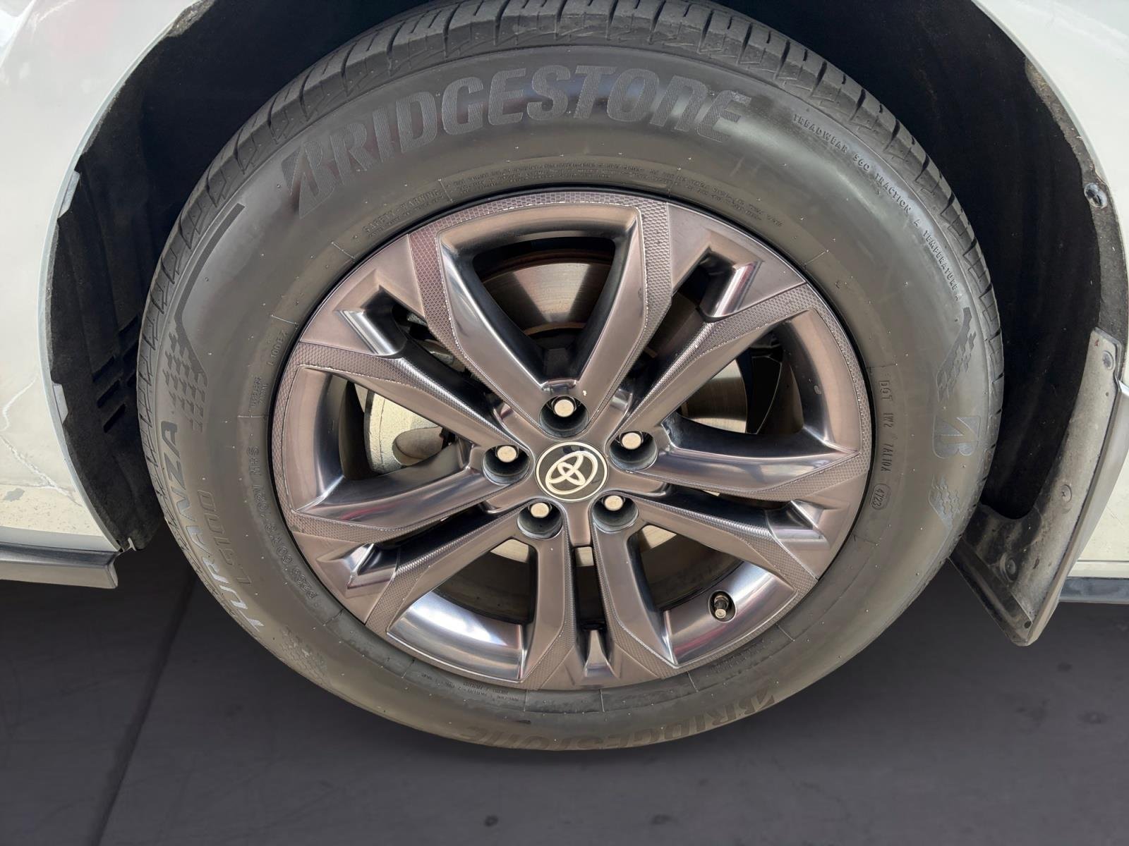 2024 Toyota Sienna XSE - Photo 14