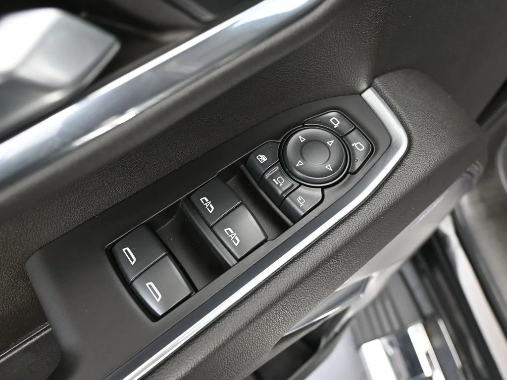 2024 Chevrolet Silverado 3500HD High Country - Photo 23