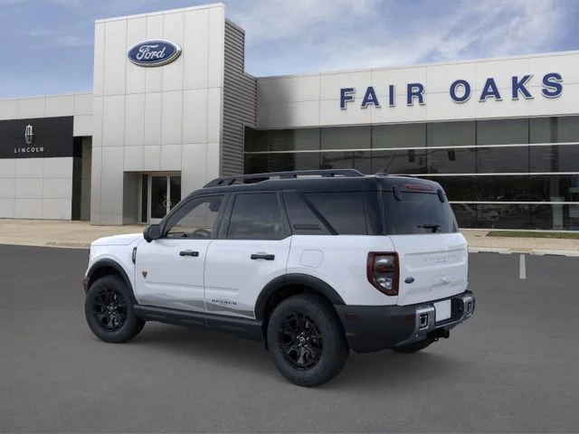 New 2026 Oxford White Ford Badlands image 4