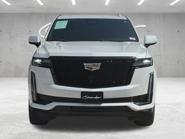 Used 2024 White Cadillac Sport image 19