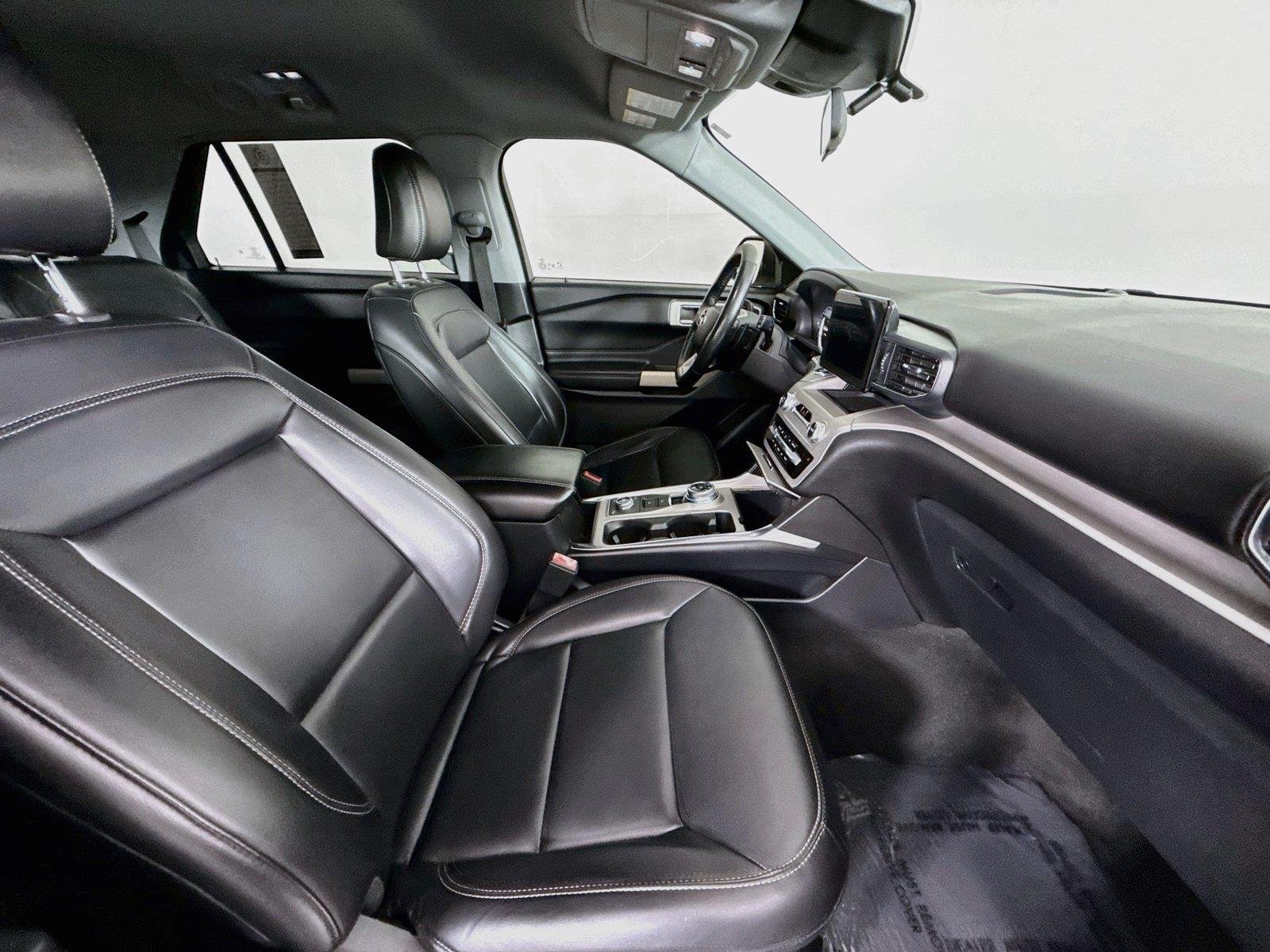 Used 2021 Oxford White Ford XLT image 42