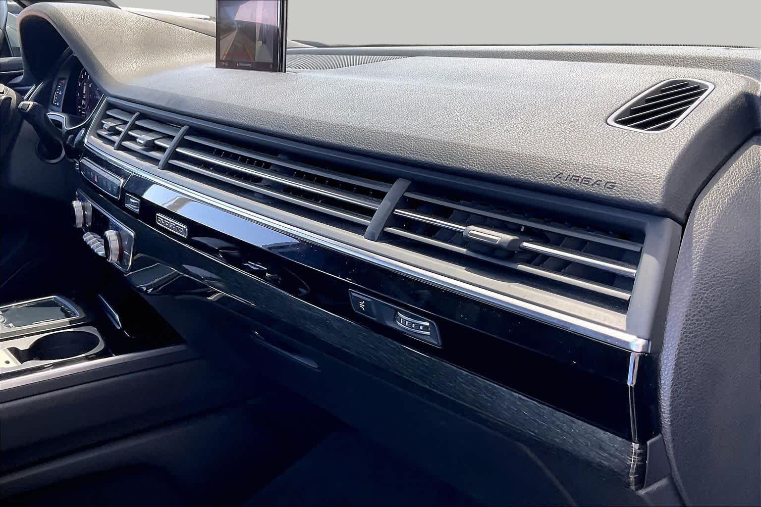 Used 2018 Florett Silver Metallic Audi Prestige image 19