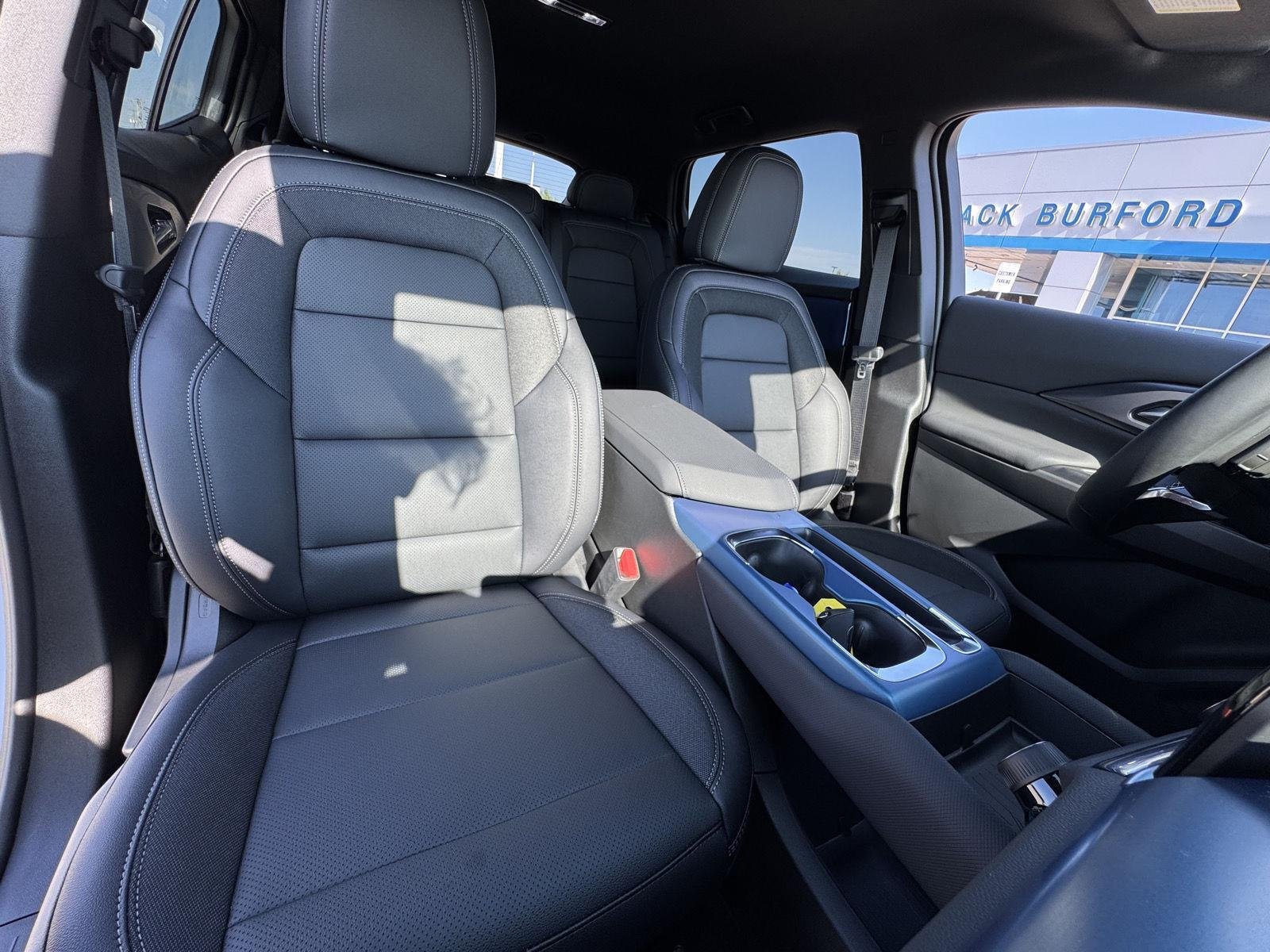 2026 Chevrolet Equinox EV 2LT - Photo 40