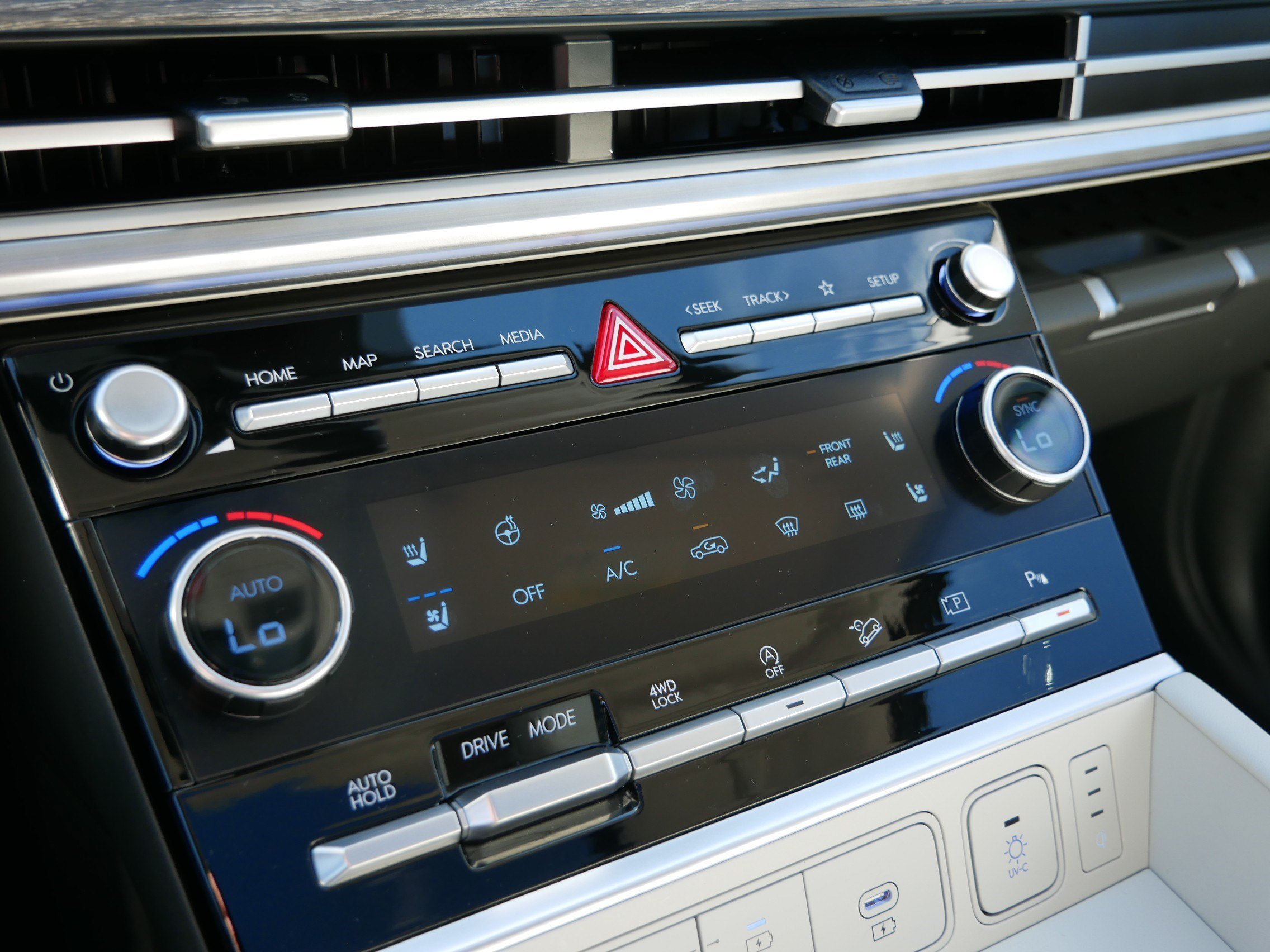 2025 Hyundai Santa Fe Calligraphy - Photo 23