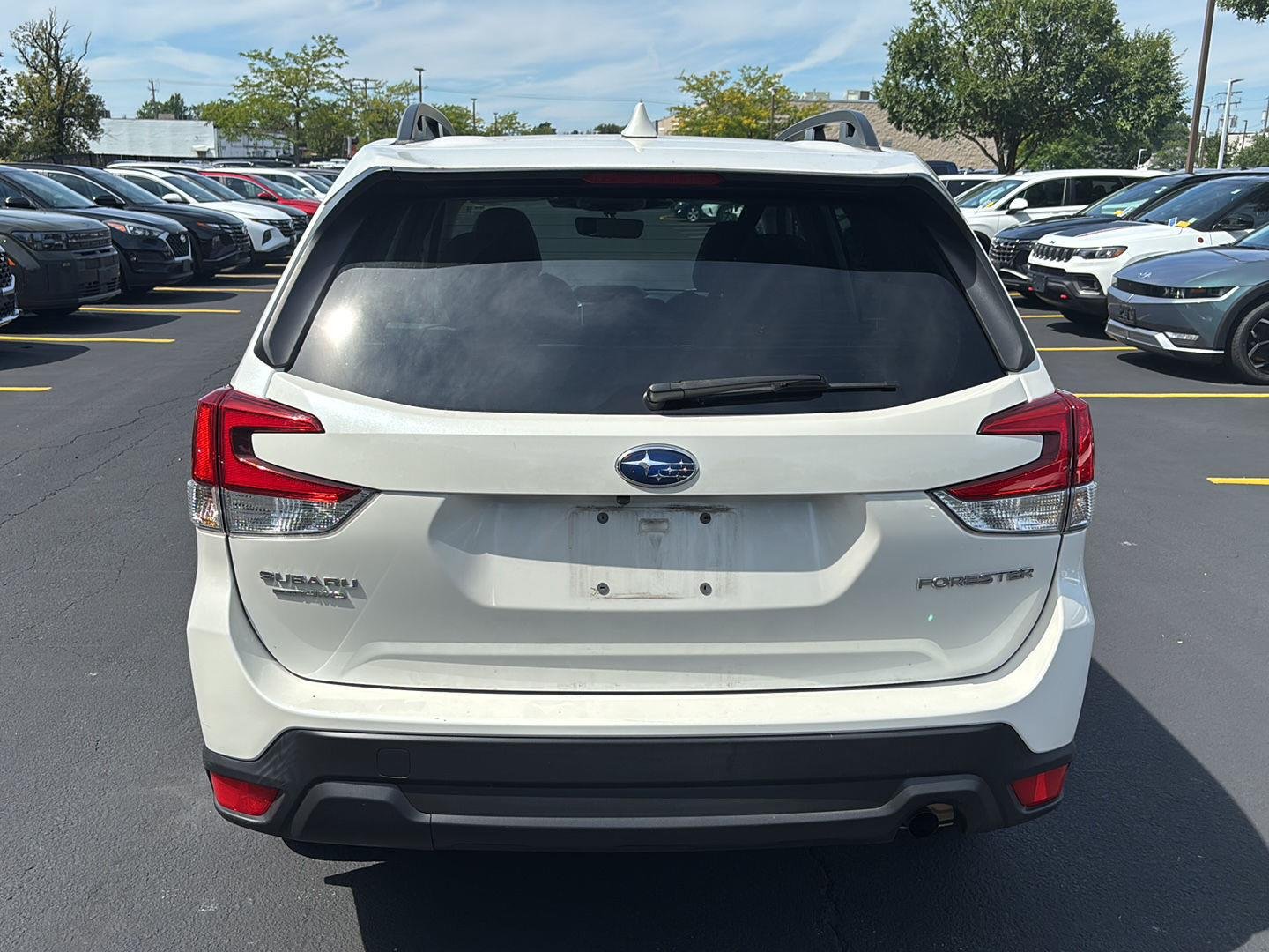 Used 2023 Crystal White Pearl Subaru Premium image 6