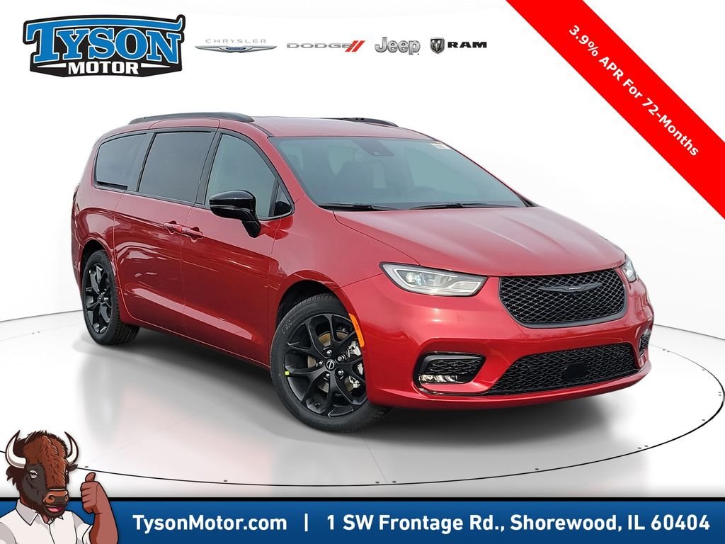 2026 Chrysler Pacifica Select's photo