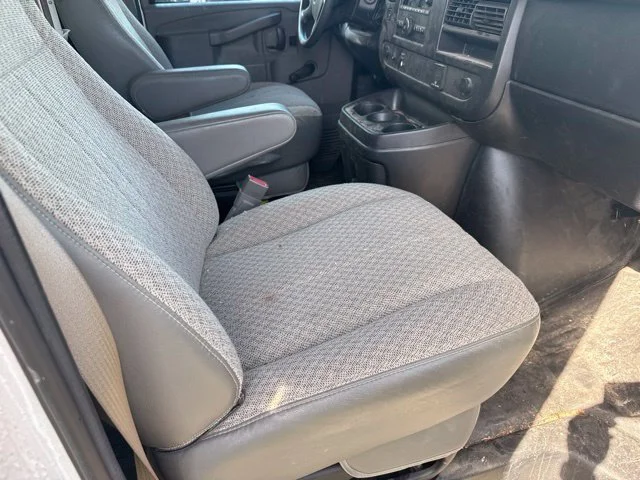 Used 2018 White Chevrolet Work Van image 8