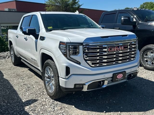 Used 2024 White Frost Tri-Coat GMC Denali image 1