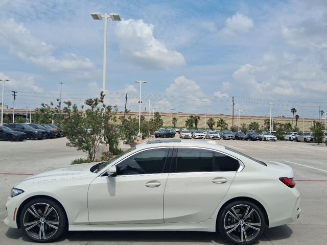 Used 2024 White BMW 330i image 3