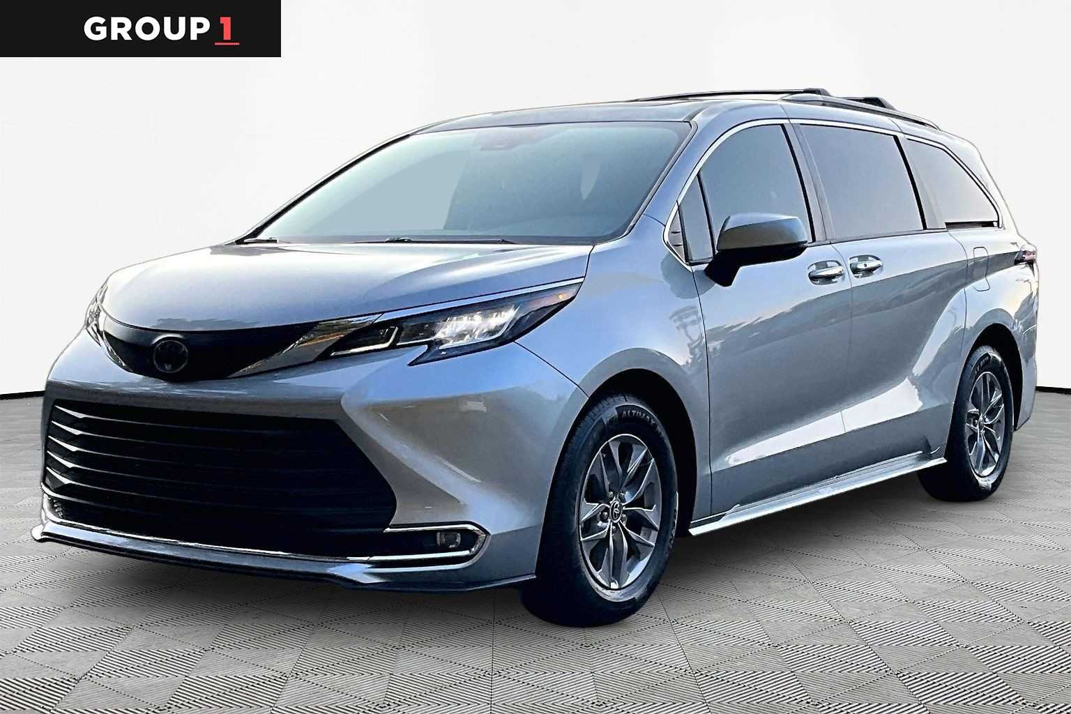 2023 Toyota Sienna XLE